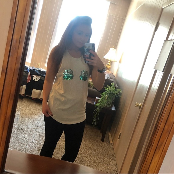 Victoria’s Secret PINK Tank - Picture 5 of 7